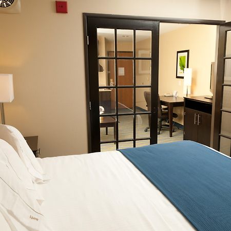 Holiday Inn Express Hotel & Suites Bloomington-Normal University Area By Ihg Εξωτερικό φωτογραφία