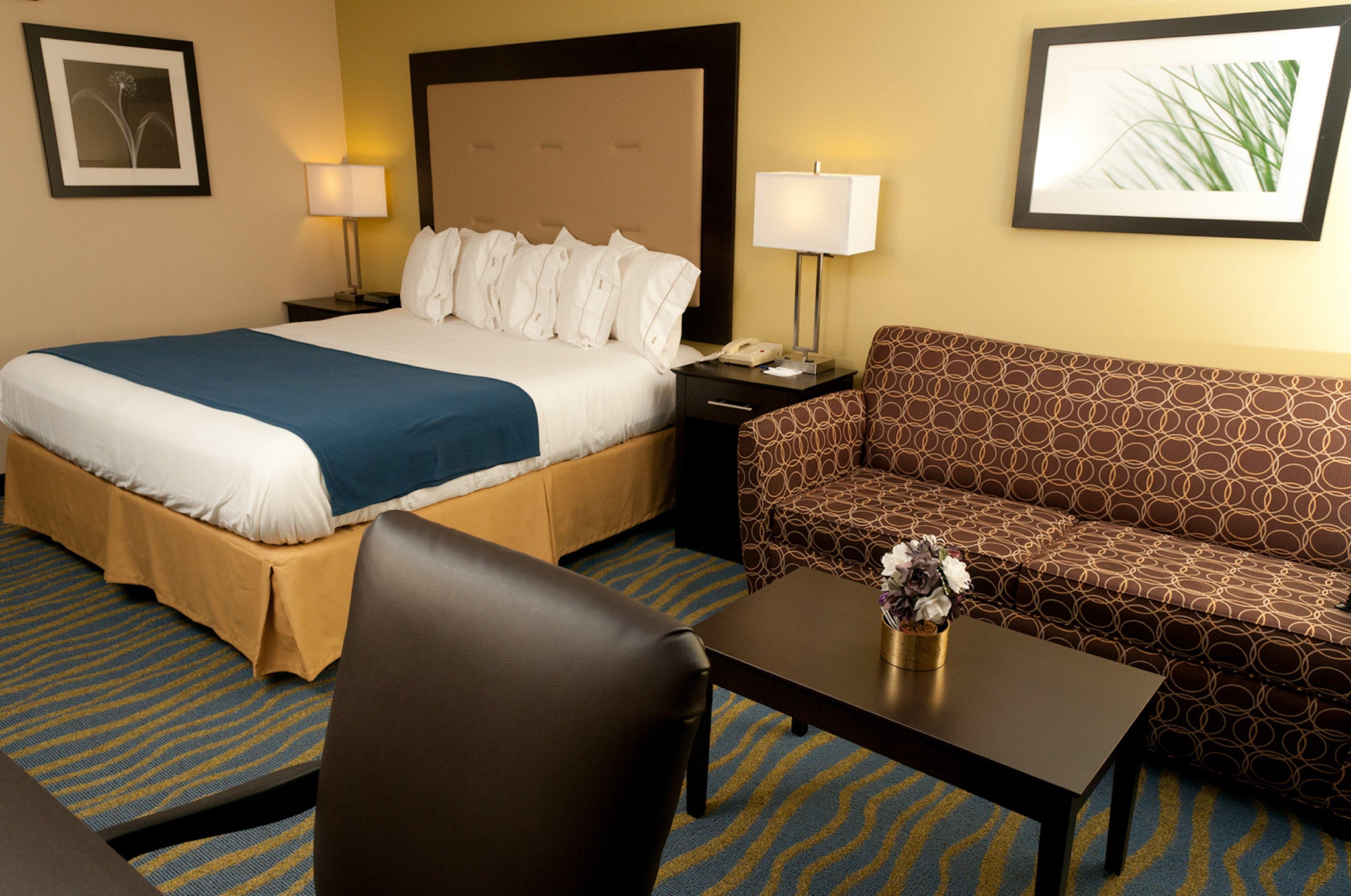 Holiday Inn Express Hotel & Suites Bloomington-Normal University Area By Ihg Εξωτερικό φωτογραφία